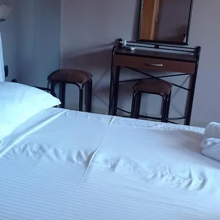 Aparthotel Savvas 2*