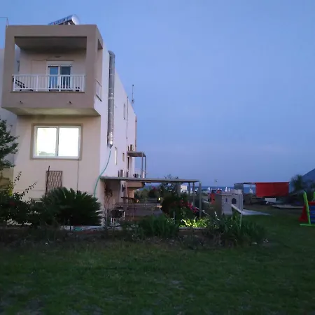 Savvas Lejlighedshotel 3*