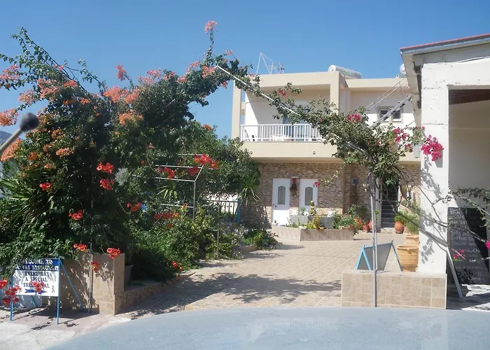 Lejlighedshotel Savvas 3*