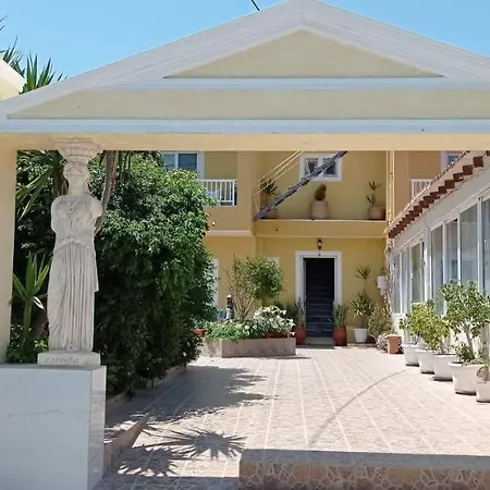 Hotel de apartamente Savvas Kéfalos