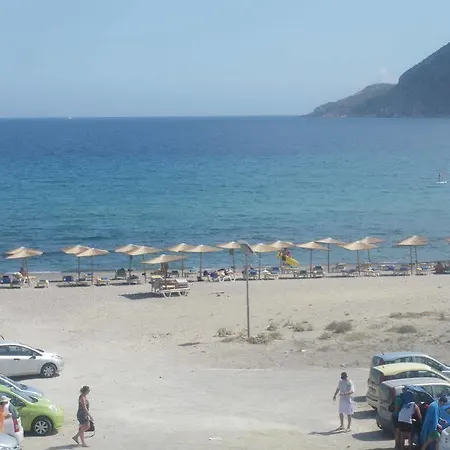 Lägenhetshotell Savvas 3*