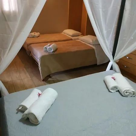 Savvas Lägenhetshotell