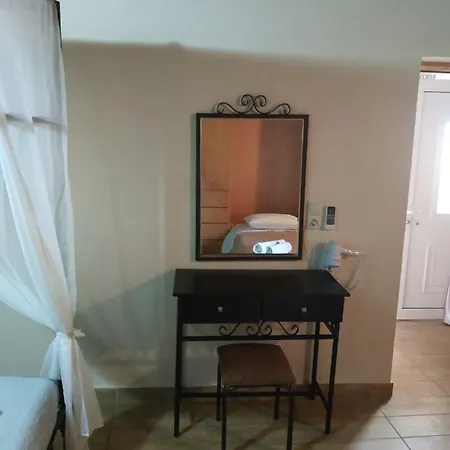 Savvas Lägenhetshotell 3*