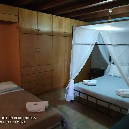 Savvas Lägenhetshotell Kéfalos