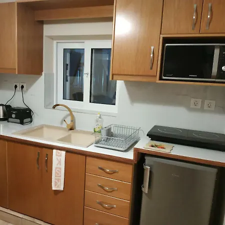 Lägenhetshotell Savvas 3*