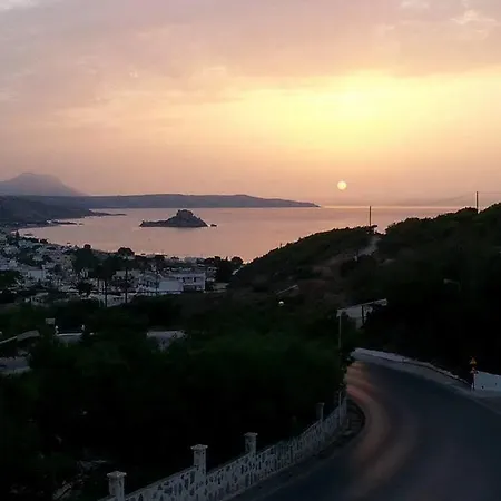 Savvas Lejlighedshotel 3*