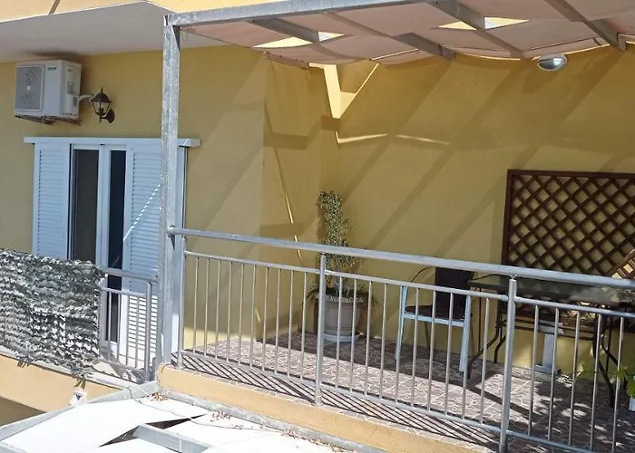 アパートホテル Savvas